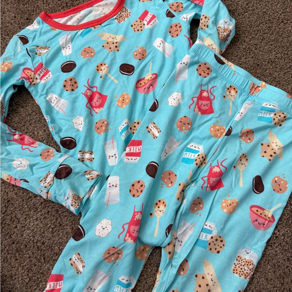 Macaron and Me pj set